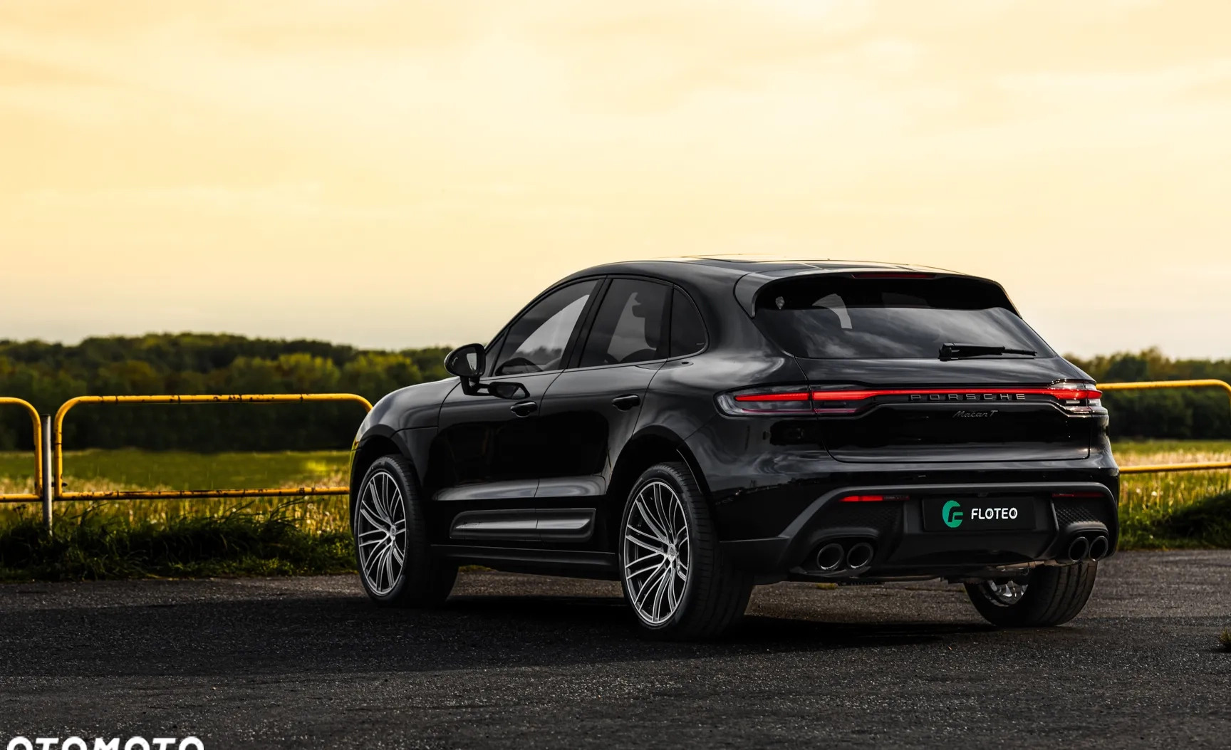 Porsche Macan cena 374396 przebieg: 3, rok produkcji 2024 z Dąbie małe 781